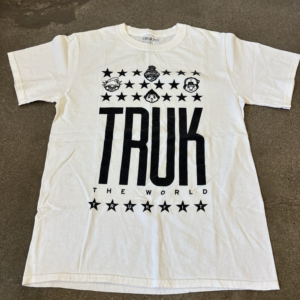 Trukfit White Tee with Black Star Design